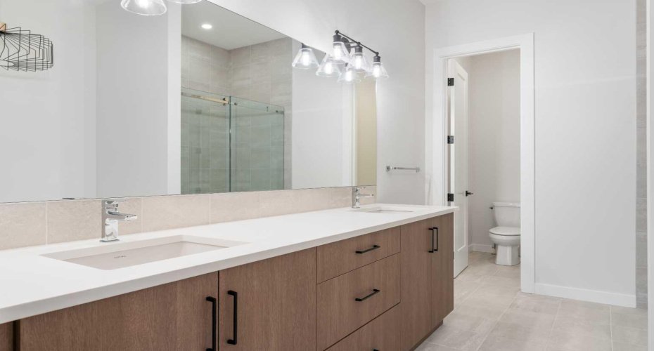 297 Riviera Way, Cochrane, Alberta T4C 2A4, 3 Bedrooms Bedrooms, ,3 BathroomsBathrooms,Residential,For Sale,Riviera,A2291356