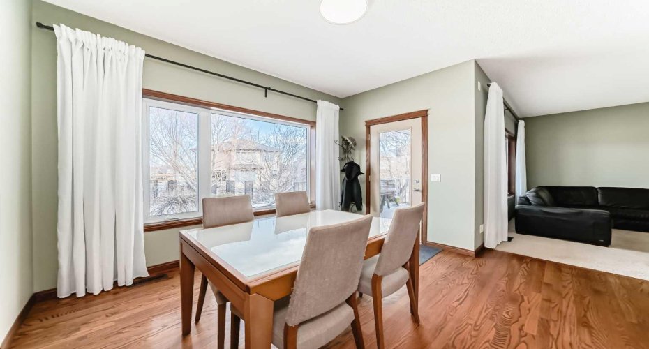 123 PARKMERE Court, Chestermere, Alberta T1X 1V5, 4 Bedrooms Bedrooms, ,3 BathroomsBathrooms,Residential,For Sale,PARKMERE,A2291374