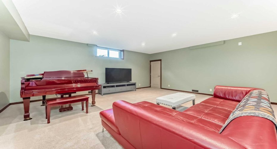 The lower level is fully developed!