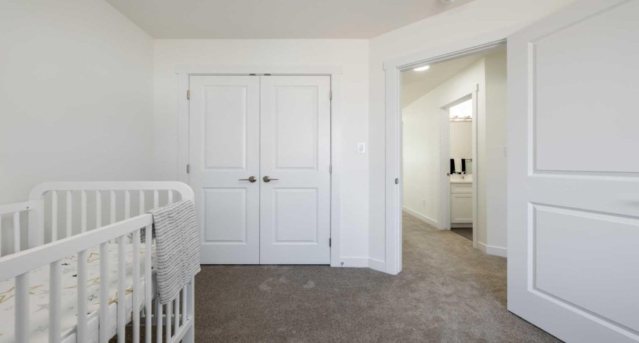 709 Clearview Green, Chestermere, Alberta T2P 2G7, 3 Bedrooms Bedrooms, ,3 BathroomsBathrooms,Residential,For Sale,Clearview,A2293012