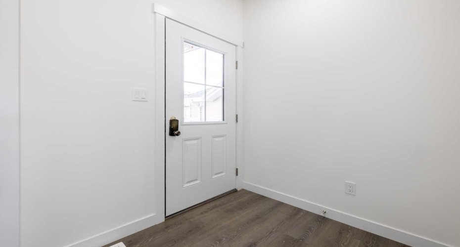 709 Clearview Green, Chestermere, Alberta T2P 2G7, 3 Bedrooms Bedrooms, ,3 BathroomsBathrooms,Residential,For Sale,Clearview,A2293012