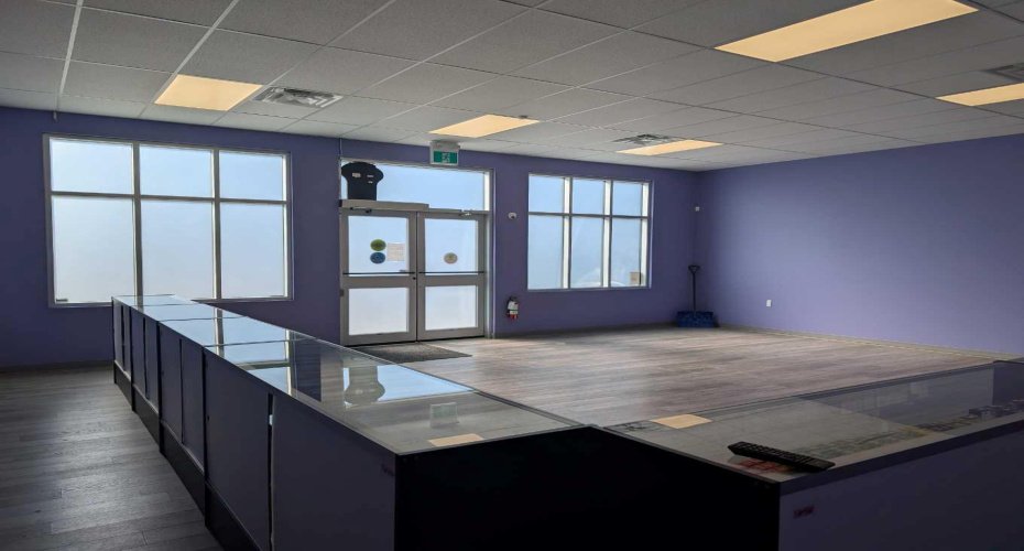 4979 Southlands Drive, Medicine Hat, Alberta T1B 0T8, ,Commercial,For Lease,Southlands,A2293027