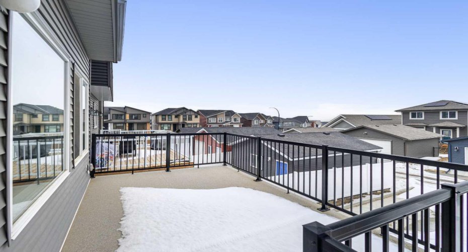 22 Edith Manor, Calgary, Alberta T3R 1Y7, 4 Bedrooms Bedrooms, ,3 BathroomsBathrooms,Residential,For Sale,Edith,A2292078