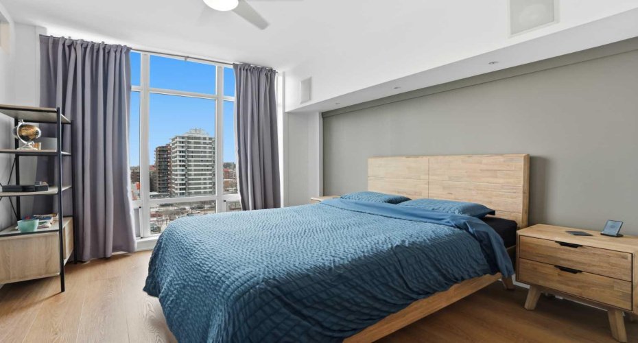 530 12 Avenue, Calgary, Alberta T2R0B1, 1 Bedroom Bedrooms, ,2 BathroomsBathrooms,Residential,For Sale,12,A2292247