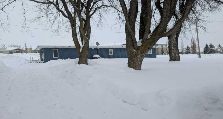 108 4 Avenue, Slave Lake, Alberta T0G 2A2, ,Commercial,For Sale,4,A2292371