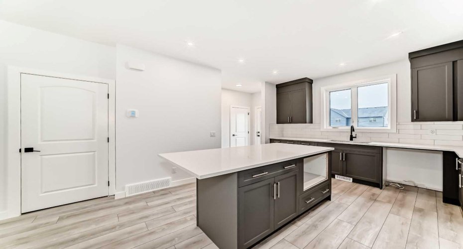 48 Monarch Bend, Rural Rocky View County, Alberta T3Z0K3, 3 Bedrooms Bedrooms, ,3 BathroomsBathrooms,Residential,For Sale,Monarch,A2292429