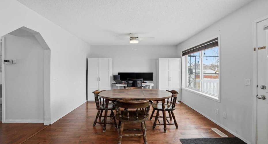 138 Creekside Bay, Airdrie, Alberta T4B 2X8, 4 Bedrooms Bedrooms, ,3 BathroomsBathrooms,Residential,For Sale,Creekside,A2292435