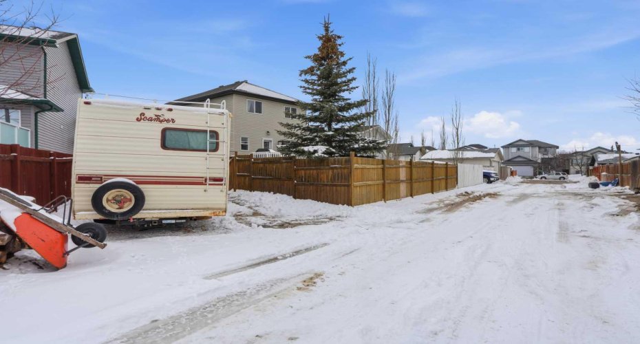 138 Creekside Bay, Airdrie, Alberta T4B 2X8, 4 Bedrooms Bedrooms, ,3 BathroomsBathrooms,Residential,For Sale,Creekside,A2292435