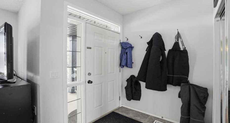 138 Creekside Bay, Airdrie, Alberta T4B 2X8, 4 Bedrooms Bedrooms, ,3 BathroomsBathrooms,Residential,For Sale,Creekside,A2292435