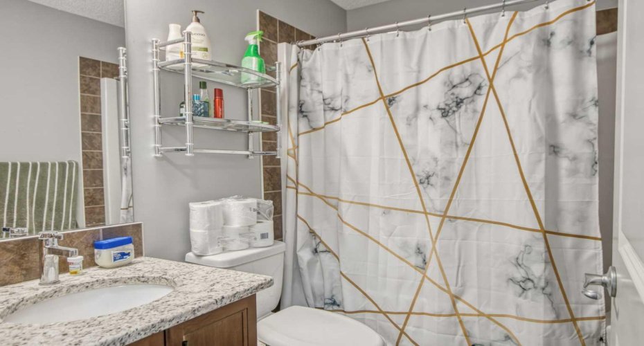 13 Evanscove Manor, Calgary, Alberta T3P 0E5, 3 Bedrooms Bedrooms, ,4 BathroomsBathrooms,Residential,For Sale,Evanscove,A2292440