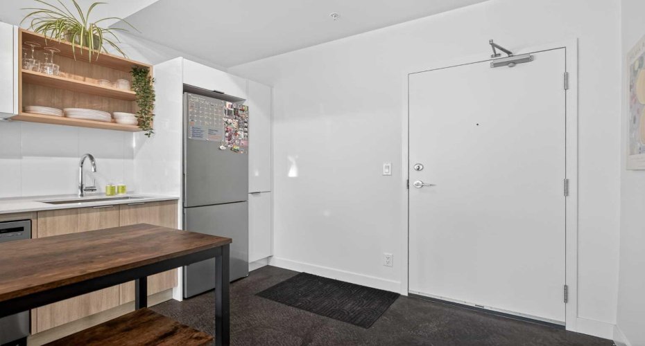 1319 14 Avenue, Calgary, Alberta T3C 0W3, 1 Bedroom Bedrooms, ,1 BathroomBathrooms,Residential,For Sale,14,A2292441