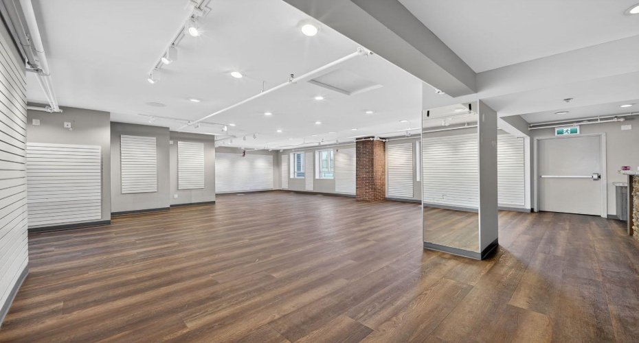 1015 11 Street, Calgary, Alberta T2G 3E9, 2 Bedrooms Bedrooms, ,9 BathroomsBathrooms,Residential,For Sale,11,A2292457