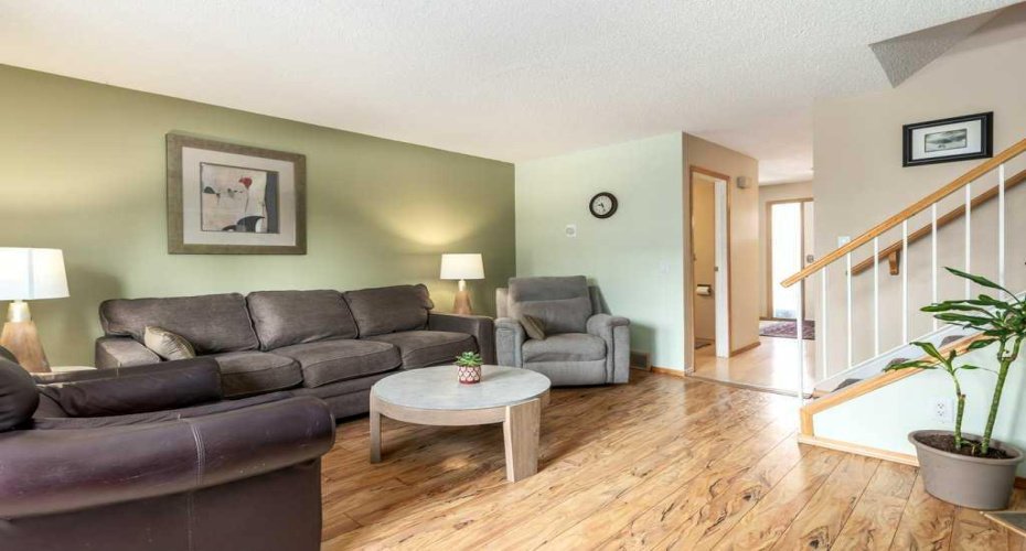 7172 Coach Hill Road, Calgary, Alberta T3H 1C8, 3 Bedrooms Bedrooms, ,2 BathroomsBathrooms,Residential,For Sale,Coach Hill,A2292465