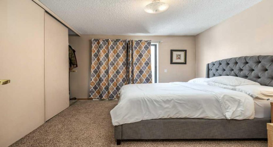 7172 Coach Hill Road, Calgary, Alberta T3H 1C8, 3 Bedrooms Bedrooms, ,2 BathroomsBathrooms,Residential,For Sale,Coach Hill,A2292465