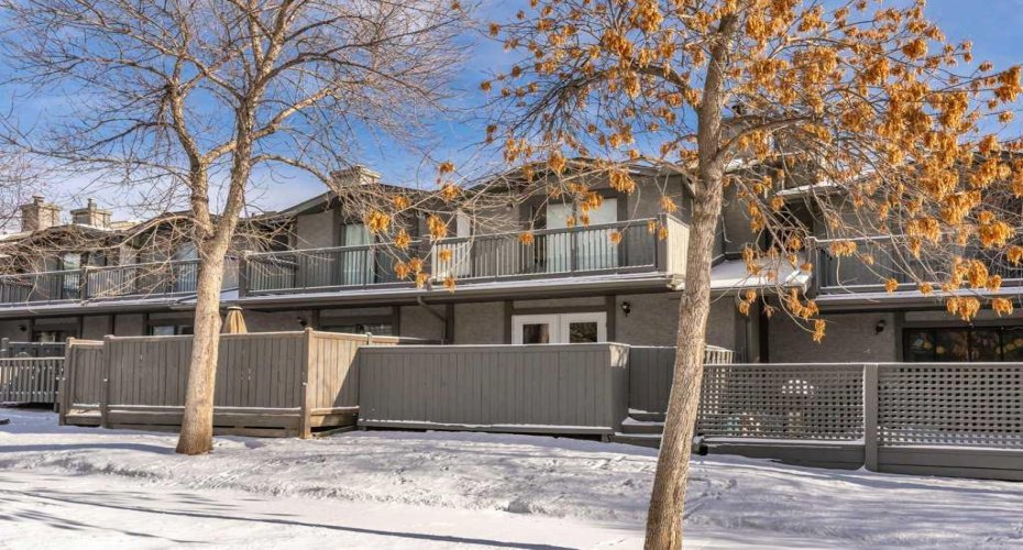 7172 Coach Hill Road, Calgary, Alberta T3H 1C8, 3 Bedrooms Bedrooms, ,2 BathroomsBathrooms,Residential,For Sale,Coach Hill,A2292465