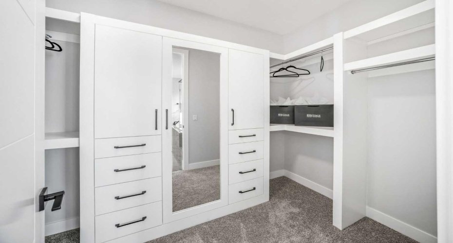 27 West Grove Place, Calgary, Alberta T3H 1Z4, 5 Bedrooms Bedrooms, ,4 BathroomsBathrooms,Residential,For Sale,West Grove,A2292466