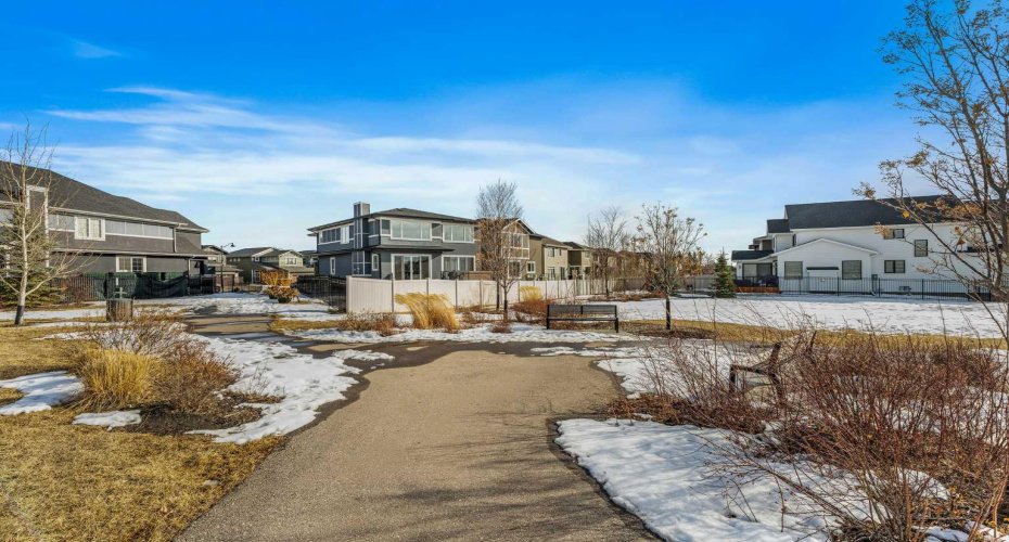 27 West Grove Place, Calgary, Alberta T3H 1Z4, 5 Bedrooms Bedrooms, ,4 BathroomsBathrooms,Residential,For Sale,West Grove,A2292466