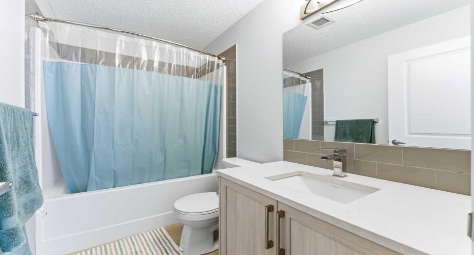 550 Belmont Street, Calgary, Alberta T2X 5X1, 2 Bedrooms Bedrooms, ,2 BathroomsBathrooms,Residential,For Sale,Belmont,A2292480