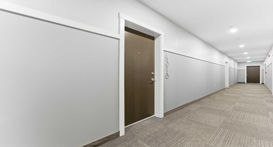 550 Belmont Street, Calgary, Alberta T2X 5X1, 2 Bedrooms Bedrooms, ,2 BathroomsBathrooms,Residential,For Sale,Belmont,A2292480