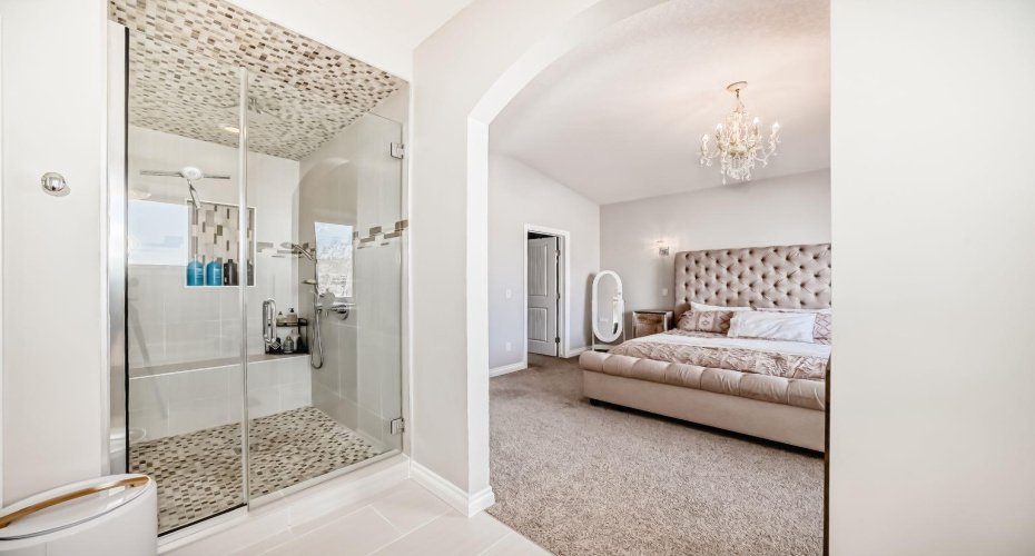 4627 83 Street, Calgary, Alberta T3B 2R1, 4 Bedrooms Bedrooms, ,4 BathroomsBathrooms,Residential,For Sale,83,A2292481