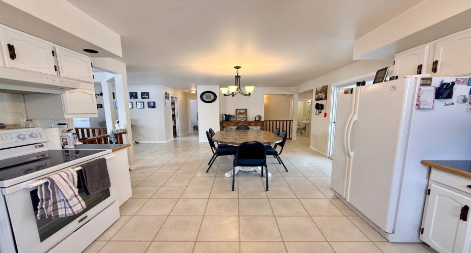 14371 TWP RD 1072, Rural Mackenzie County, Alberta T0H2H0, 5 Bedrooms Bedrooms, ,2 BathroomsBathrooms,Residential,For Sale,TWP RD 1072,A2292513