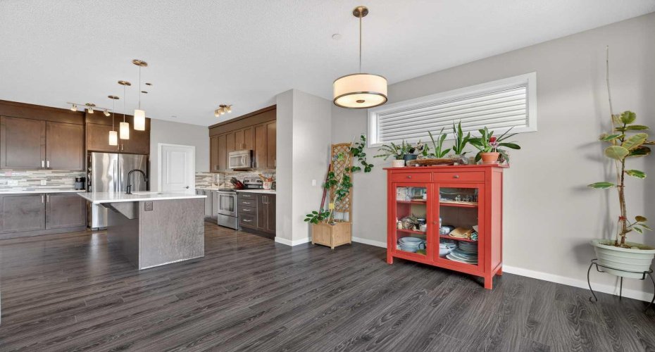 15 Fireside Crescent, Cochrane, Alberta T4C 2L4, 3 Bedrooms Bedrooms, ,3 BathroomsBathrooms,Residential,For Sale,Fireside,A2292524