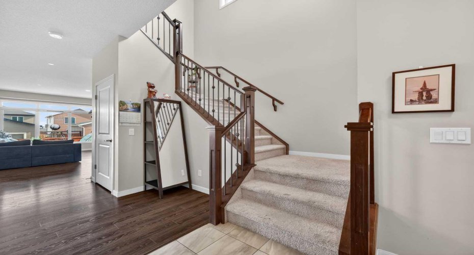 15 Fireside Crescent, Cochrane, Alberta T4C 2L4, 3 Bedrooms Bedrooms, ,3 BathroomsBathrooms,Residential,For Sale,Fireside,A2292524