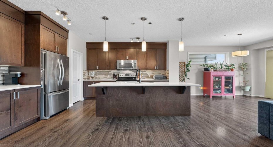 15 Fireside Crescent, Cochrane, Alberta T4C 2L4, 3 Bedrooms Bedrooms, ,3 BathroomsBathrooms,Residential,For Sale,Fireside,A2292524