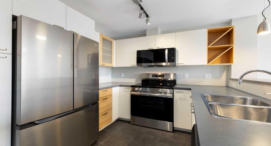 315 24 Avenue, Calgary, Alberta T2S 3E7, 1 Bedroom Bedrooms, ,1 BathroomBathrooms,Residential,For Sale,24,A2292527