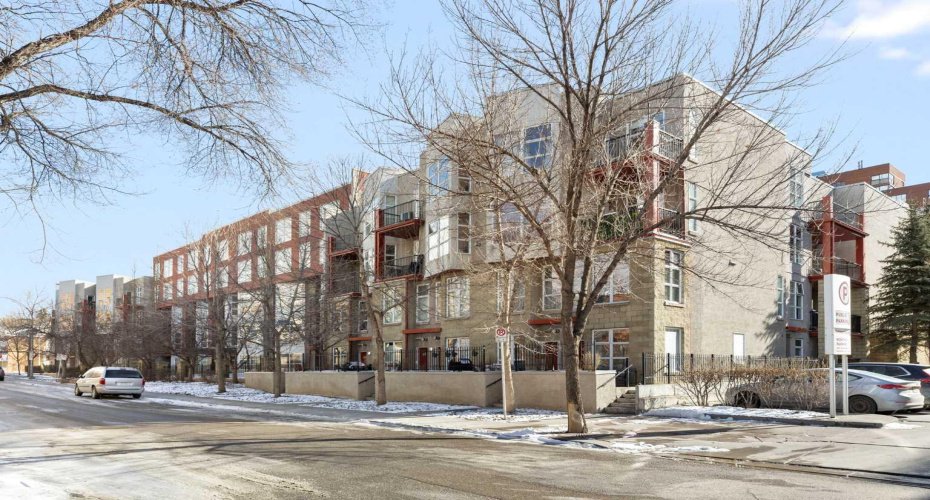 315 24 Avenue, Calgary, Alberta T2S 3E7, 1 Bedroom Bedrooms, ,1 BathroomBathrooms,Residential,For Sale,24,A2292527