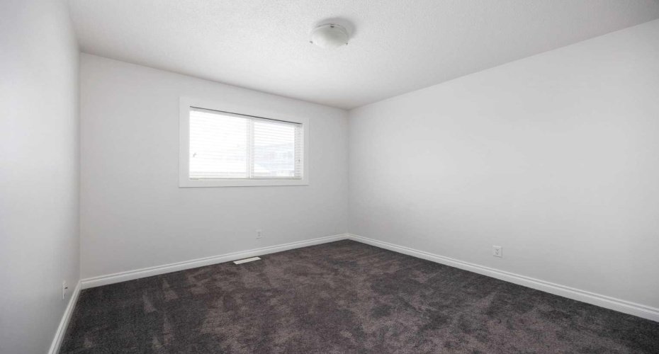 218 Maclaren Crescent, Fort McMurray, Alberta T9K 1J8, 4 Bedrooms Bedrooms, ,2 BathroomsBathrooms,Residential,For Sale,Maclaren,A2292549