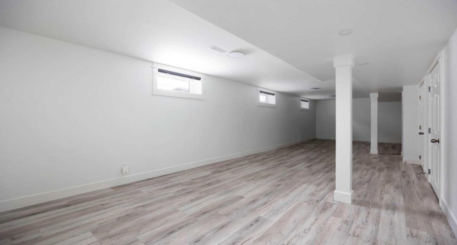 218 Maclaren Crescent, Fort McMurray, Alberta T9K 1J8, 4 Bedrooms Bedrooms, ,2 BathroomsBathrooms,Residential,For Sale,Maclaren,A2292549