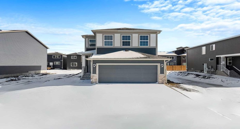 540 BELMONT Place, Calgary, Alberta T2X 6C8, 5 Bedrooms Bedrooms, ,4 BathroomsBathrooms,Residential,For Sale,BELMONT,A2292566