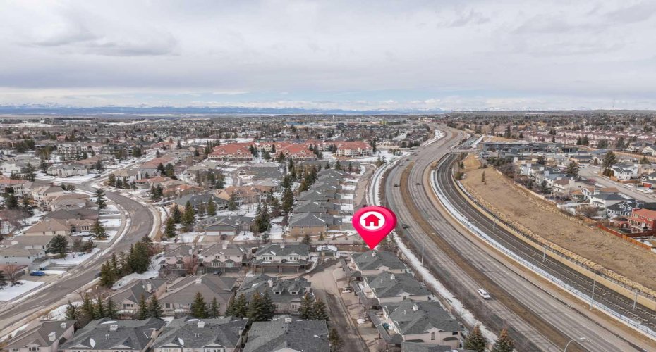 100 Signature Way, Calgary, Alberta T3H 2W6, 3 Bedrooms Bedrooms, ,4 BathroomsBathrooms,Residential,For Sale,Signature,A2292586