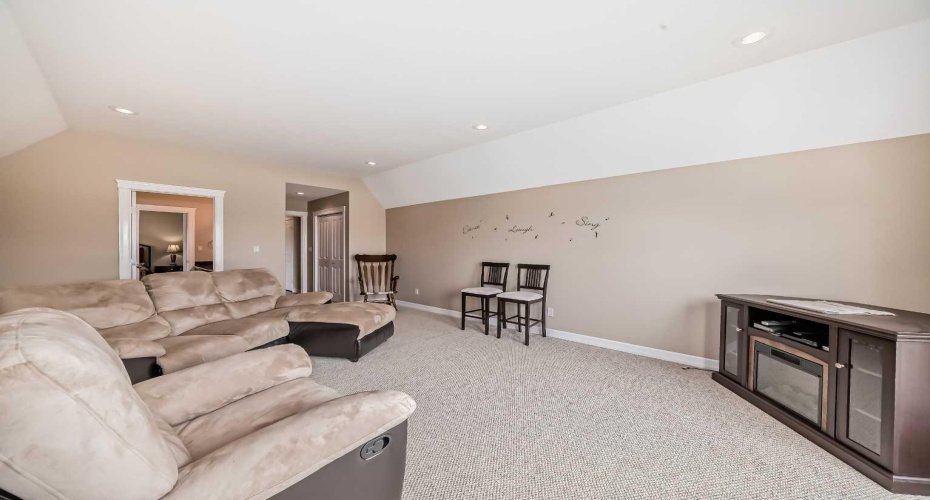 559 Summer Crescent, Rural Ponoka County, Alberta T0C 2J0, 4 Bedrooms Bedrooms, ,5 BathroomsBathrooms,Residential,For Sale,Summer Crescent,A2292612