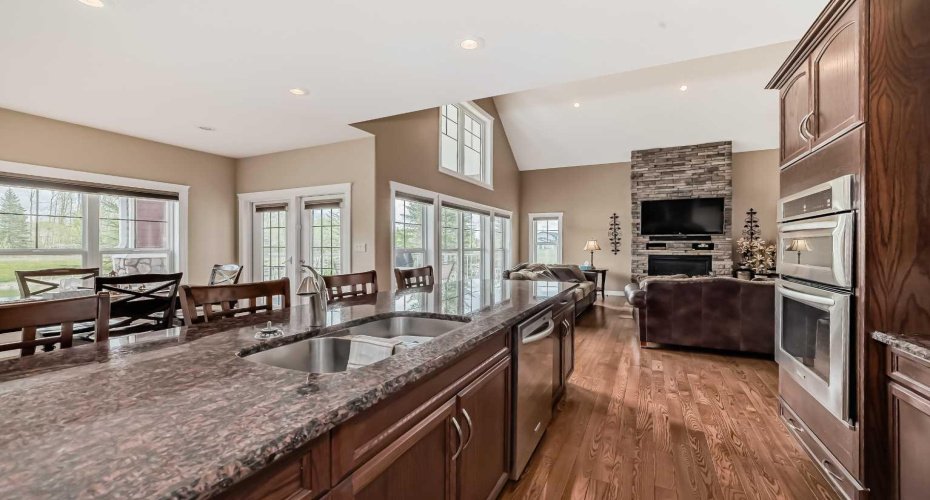 559 Summer Crescent, Rural Ponoka County, Alberta T0C 2J0, 4 Bedrooms Bedrooms, ,5 BathroomsBathrooms,Residential,For Sale,Summer Crescent,A2292612