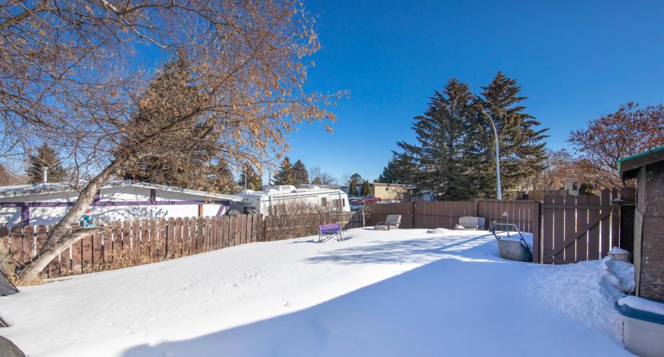 62 Parkland Drive, Sylvan Lake, Alberta T4S 1J2, 5 Bedrooms Bedrooms, ,2 BathroomsBathrooms,Residential,For Sale,Parkland,A2292631