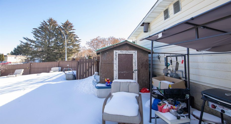 62 Parkland Drive, Sylvan Lake, Alberta T4S 1J2, 5 Bedrooms Bedrooms, ,2 BathroomsBathrooms,Residential,For Sale,Parkland,A2292631