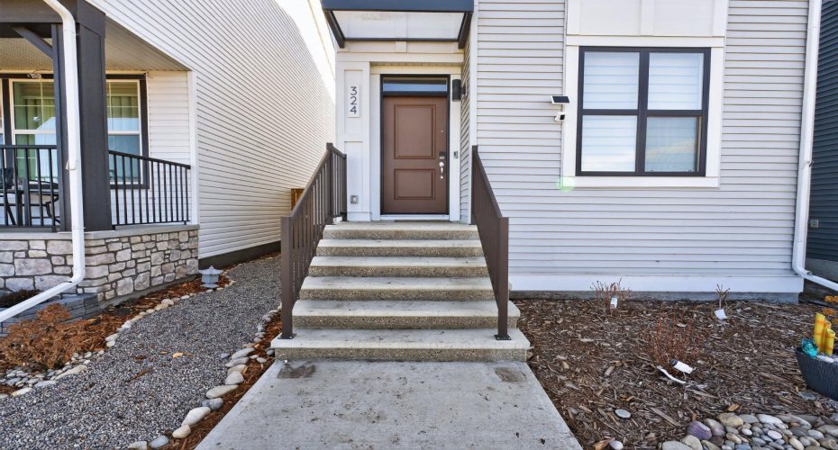 324 Hotchkiss Drive, Calgary, Alberta T3S 0J9, 3 Bedrooms Bedrooms, ,3 BathroomsBathrooms,Residential,For Sale,Hotchkiss,A2292643