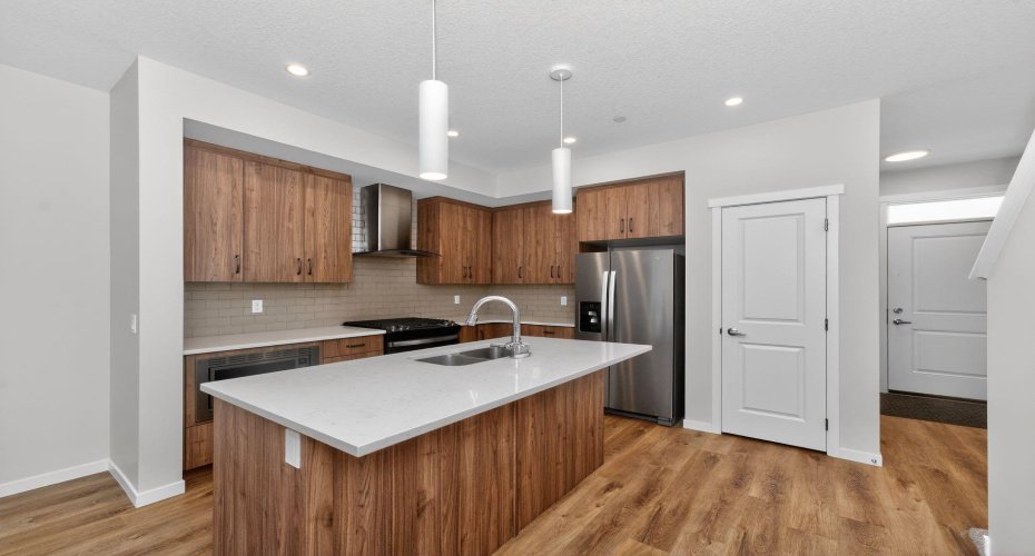 324 Hotchkiss Drive, Calgary, Alberta T3S 0J9, 3 Bedrooms Bedrooms, ,3 BathroomsBathrooms,Residential,For Sale,Hotchkiss,A2292643