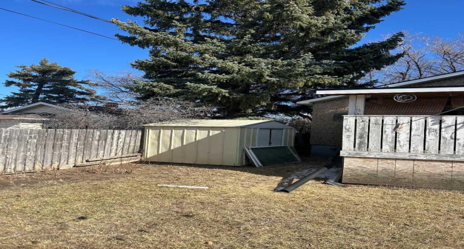 5108 57 Street, Taber, Alberta T1G 1M7, 2 Bedrooms Bedrooms, ,1 BathroomBathrooms,Residential,For Sale,57,A2292644