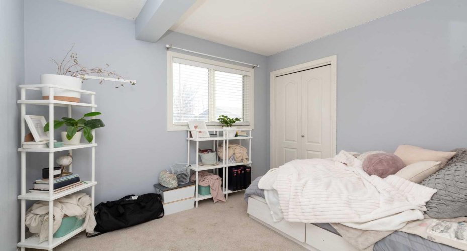 505 Gateway Crescent, Lethbridge, Alberta T1K 4X2, 4 Bedrooms Bedrooms, ,3 BathroomsBathrooms,Residential,For Sale,Gateway,A2292669