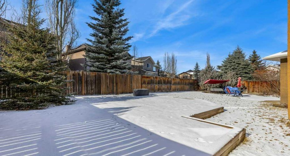 319 Valley Crest Court, Calgary, Alberta T3B 5Y4, 3 Bedrooms Bedrooms, ,3 BathroomsBathrooms,Residential,For Sale,Valley Crest,A2292677