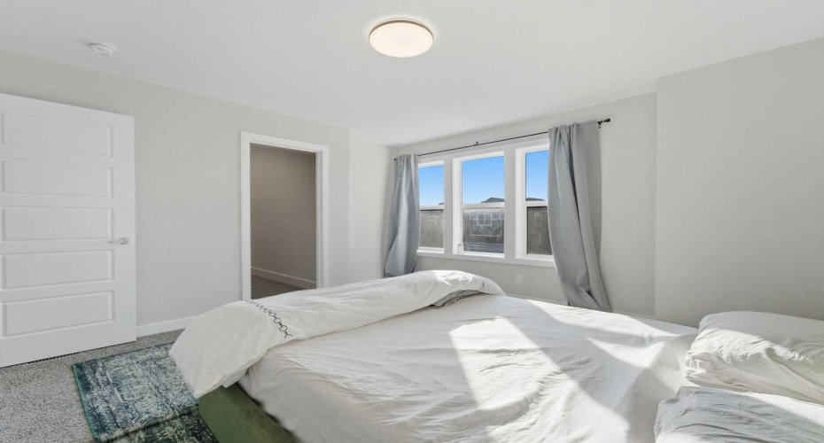 30 Belmont Crescent, Calgary, Alberta T2X 4N5, 4 Bedrooms Bedrooms, ,4 BathroomsBathrooms,Residential,For Sale,Belmont,A2292683