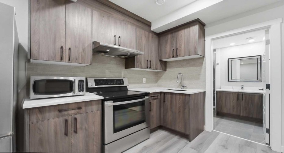 30 Belmont Crescent, Calgary, Alberta T2X 4N5, 4 Bedrooms Bedrooms, ,4 BathroomsBathrooms,Residential,For Sale,Belmont,A2292683