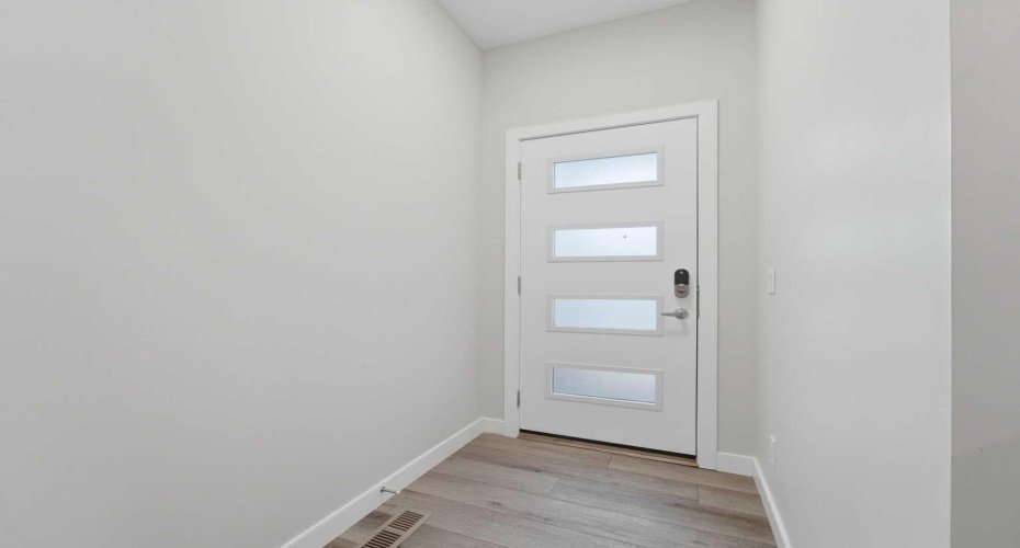 30 Belmont Crescent, Calgary, Alberta T2X 4N5, 4 Bedrooms Bedrooms, ,4 BathroomsBathrooms,Residential,For Sale,Belmont,A2292683