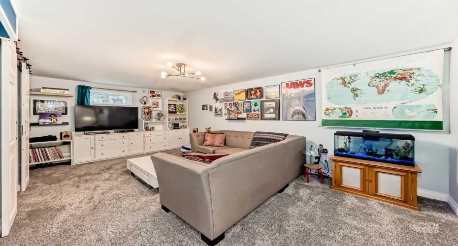 39 Winchester Crescent, Calgary, Alberta T3C 2T9, 4 Bedrooms Bedrooms, ,2 BathroomsBathrooms,Residential,For Sale,Winchester,A2292688