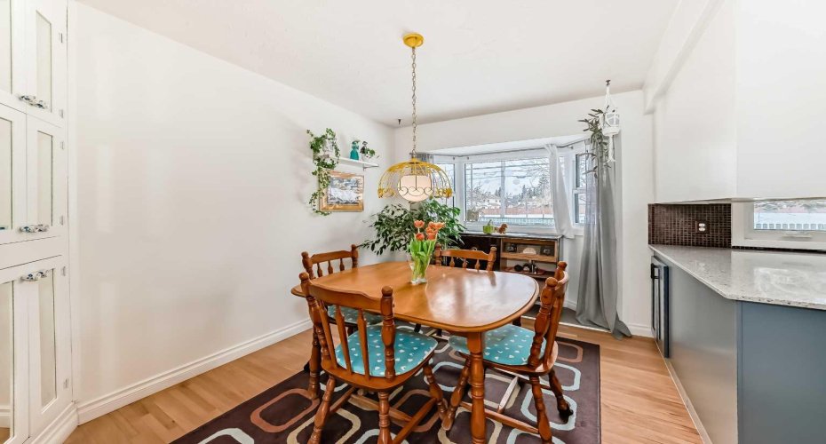 39 Winchester Crescent, Calgary, Alberta T3C 2T9, 4 Bedrooms Bedrooms, ,2 BathroomsBathrooms,Residential,For Sale,Winchester,A2292688