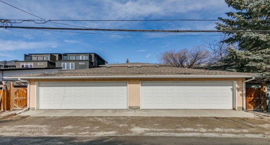 529 55 Avenue, Calgary, Alberta T2V 0E9, 4 Bedrooms Bedrooms, ,4 BathroomsBathrooms,Residential,For Sale,55,A2292691