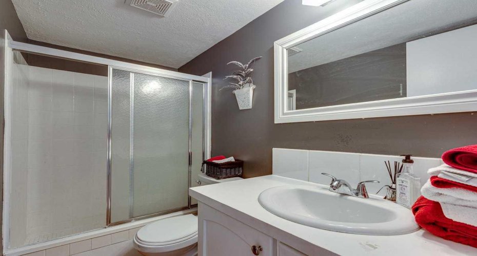 15 Northstar Drive, Lacombe, Alberta T4L 1S1, 4 Bedrooms Bedrooms, ,2 BathroomsBathrooms,Residential,For Sale,Northstar,A2292697